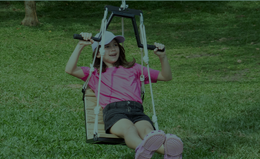 tirolesa infantil imagem video