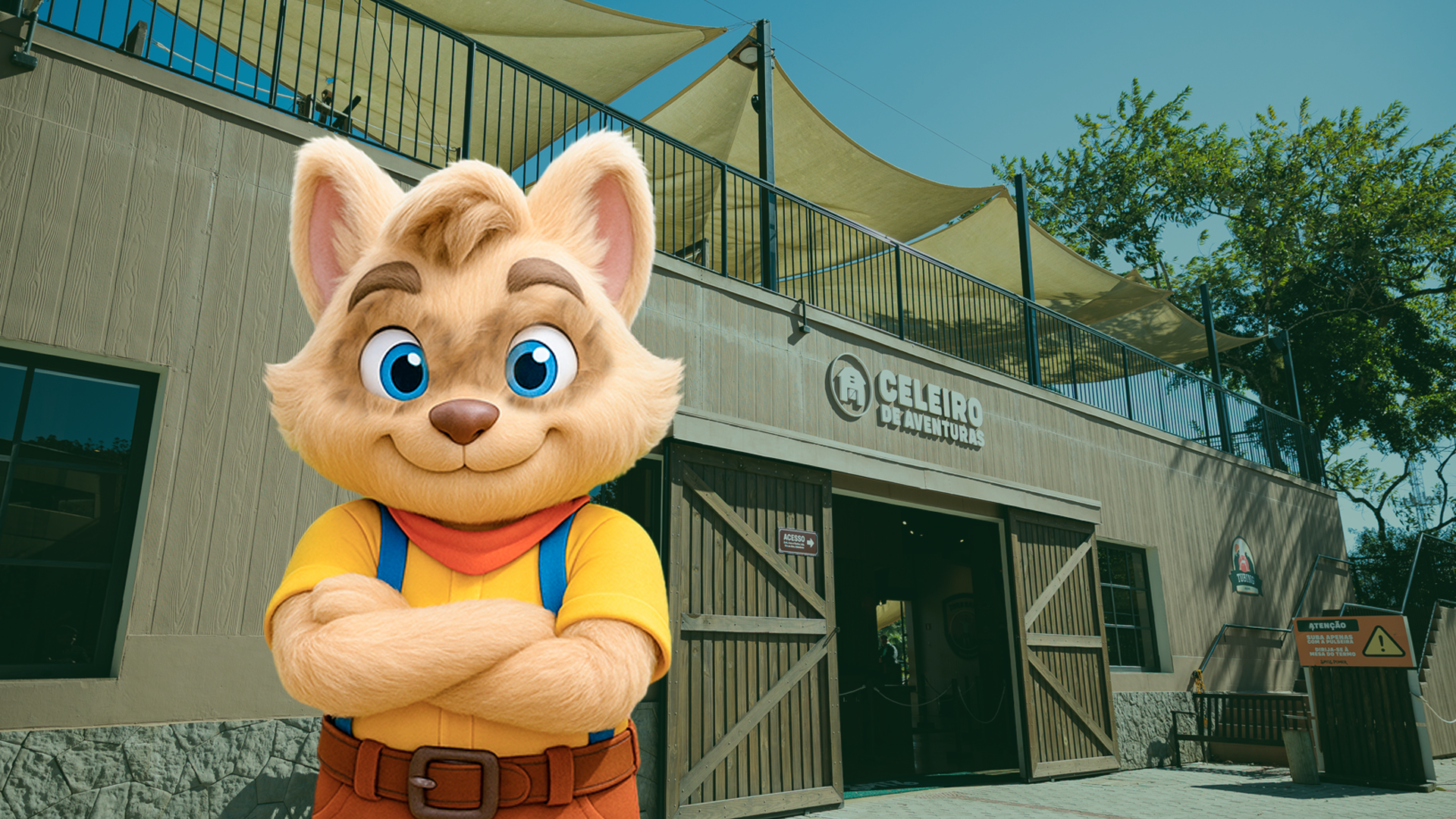 Hundy, mascote do Spitz Pomer, em frente ao parque de aventura, reforçando a segurança para famílias.